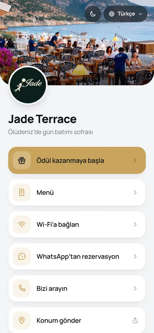 Jade Terrace kartı: açık tema, altın vurgu